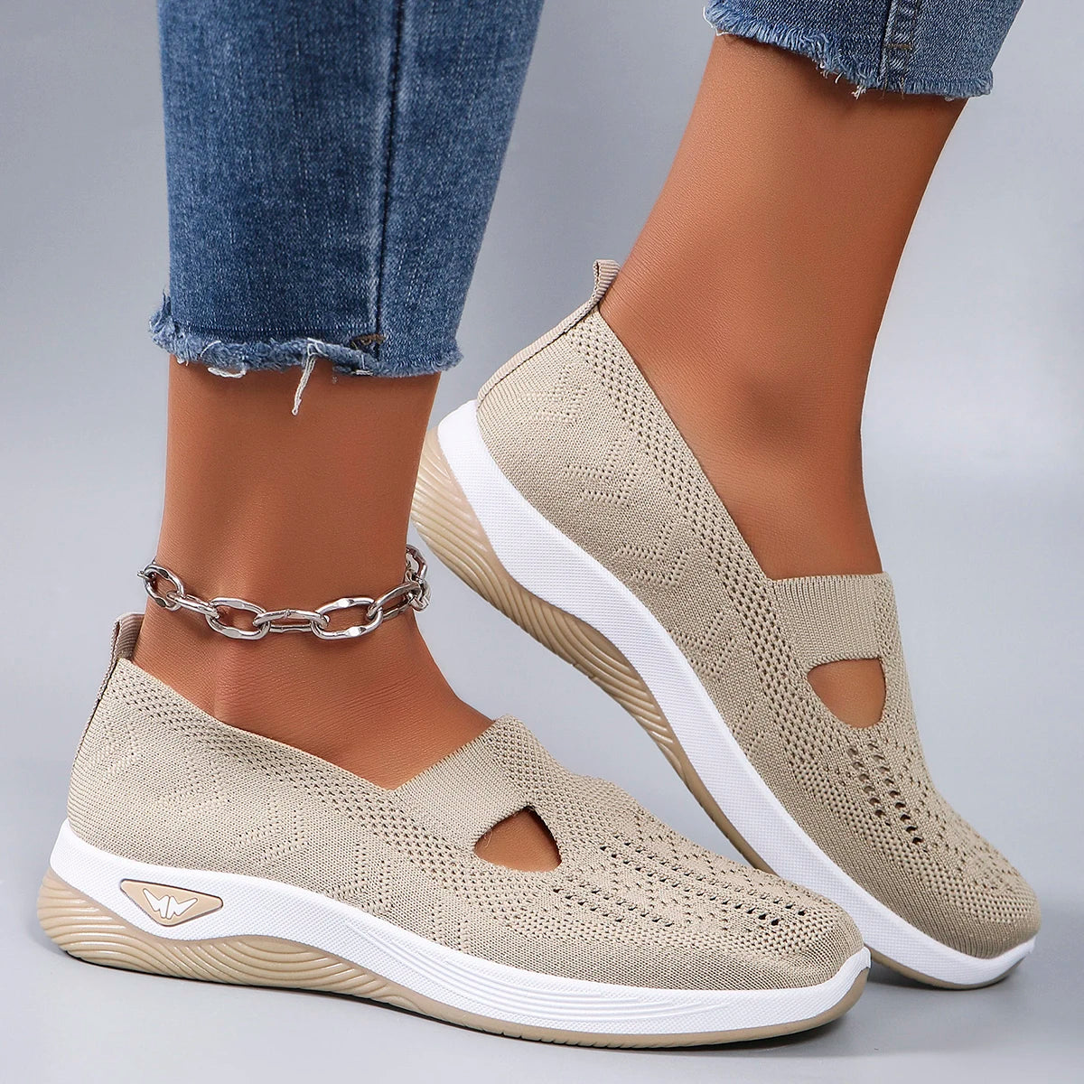 Spring new women's sports shoes, fashionable, breathable, lightweight, non-slip, wear-resistant, casual sports shoes, flat shoes