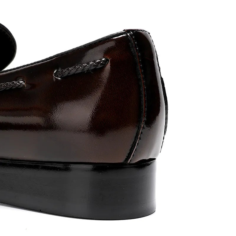 Britischer Stil Echtes Leder Herren Mokassins Atmungsaktive Quasten Slip-On-Abendschuhe Glänzende Business-Freizeit-Lederschuhe für den Sommer