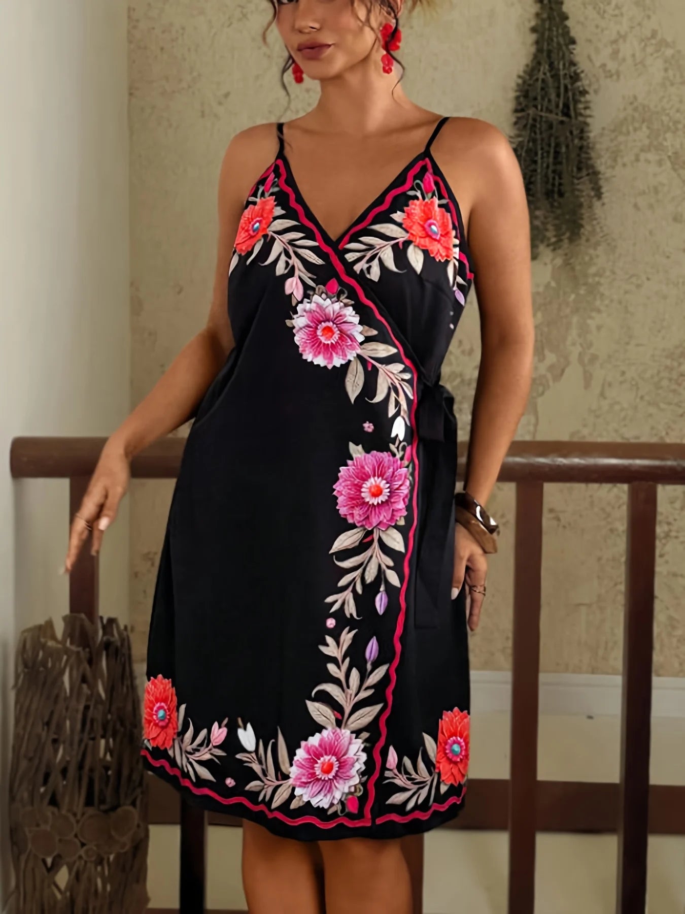 plus Size Spring Summer Elegant New Women's Ethnic Print Halter Dress V-Neck Waist-Cinching Short Bohemian Holiday Style Dress
