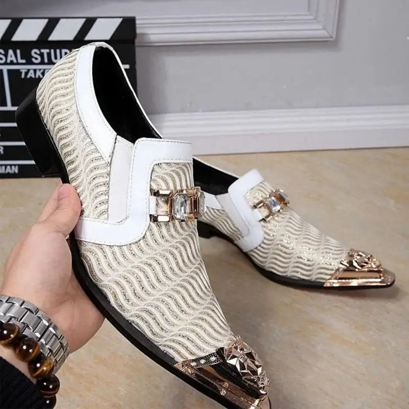 Neue echte Leder spitze Zehen Metallspitze Kristall handgemachte Herren Lederschuhe Mode Friseur große Schuhe 13