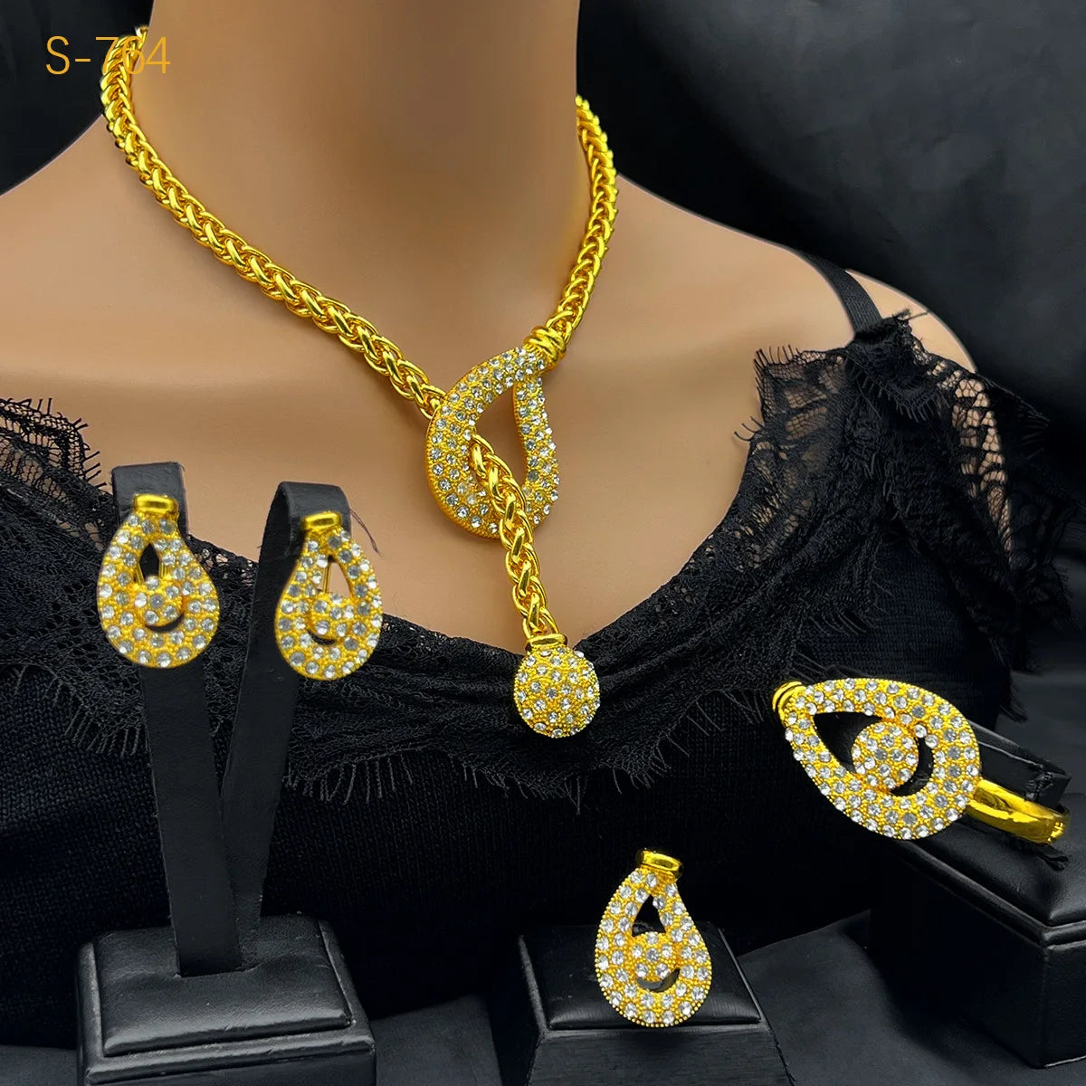 Unique Fashion Diamond-Set Jewelry Set Necklace Earrings Bracelet Ring Women's 24K Gold AU999 - Shiny diamonds, trendy set