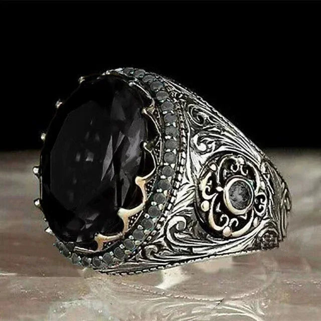 New Inlaid Emerald Men's Luxury Ring Personality Retro Domineering Personality Ring To Attend The Banquet Party Jewelry