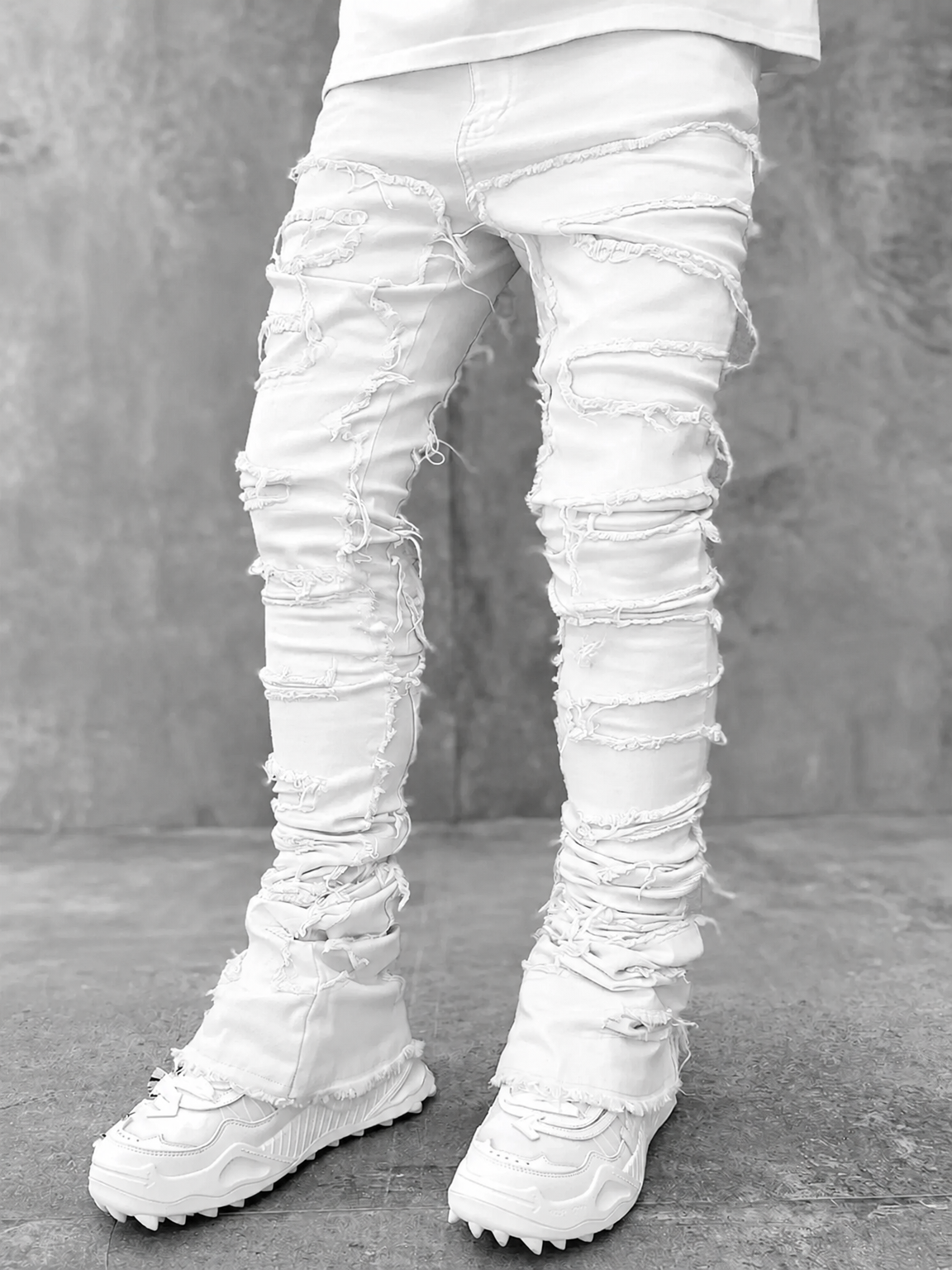 Men's elastic waist straight stacked ripped jeans white