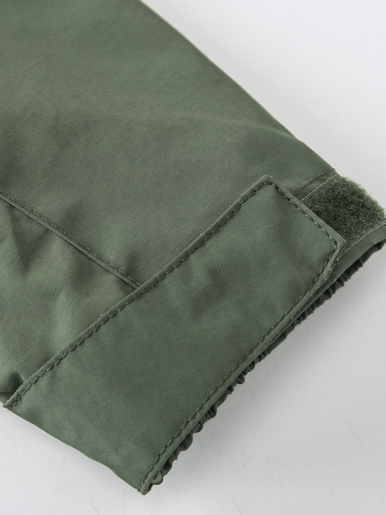 Men's Fall/Winter Casual Lightweight Waterproof Windbreaker Hooded Jacket With Zipped Pockets