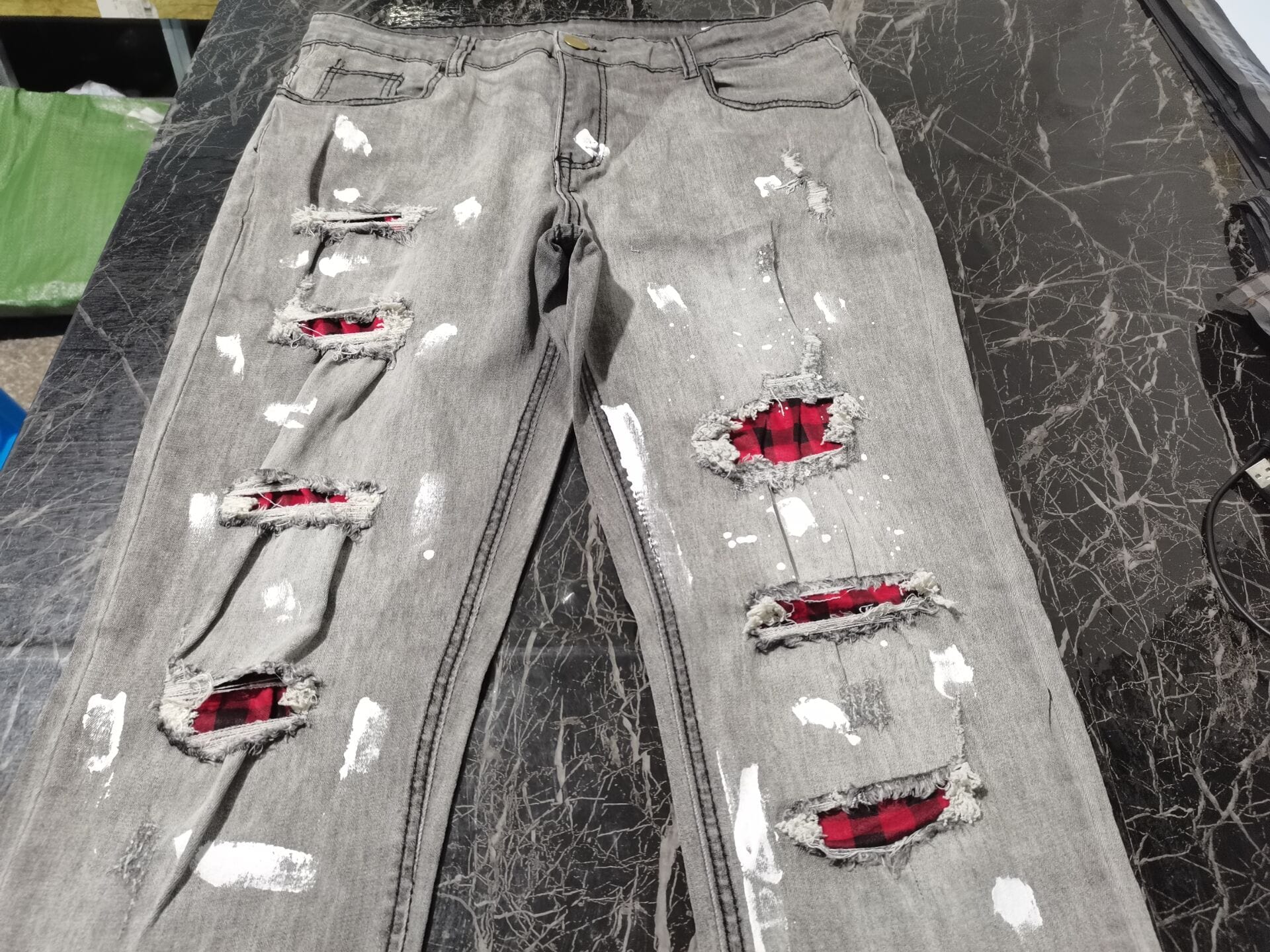 New Men's Slim-Fit Ripped Jeans Men's Painted Jeans Patch Beggar Pants Jumbo Men's Hip Hop Pants Size S-4XL