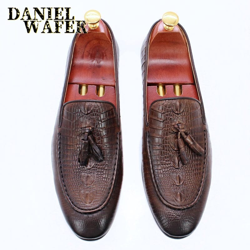 LUXURY MEN LOAFERS SHOES BLACK COFFEE CROCODILE PRINTS SLIP ON TASSELS LOAFERS CASUAL MAN SHOES FORMAL DRESS LEATHER SHOES MEN