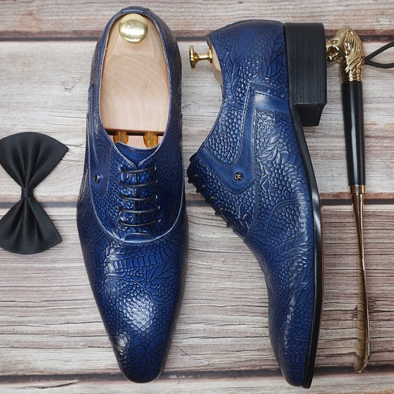 2021 Fashion Men Leather Shoes Luxury Design Men Dress Shoes Wedding Office Business Lace Up Pointed Toe Oxford Shoes For Men