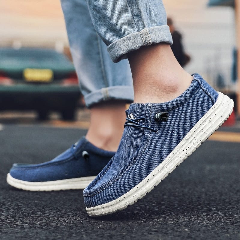 Large Size Outdoor Men&#39;s Casual Denim Canvas Shoes Vulcanize Shoes Fashion Luxury Style Designer Breathable Men Sneakers Loafers