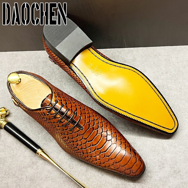 Luxury Men Oxford Shoes Black Brown Snake Skin Prints Classic Style Men Dress Leather Shoes Lace Up Pointed Toe Formal Shoes Men