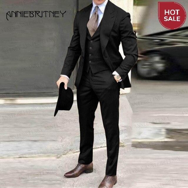 2021 Brown Classic Men Suit 3 Pieces Tuxedo Peak Lapel Groomsmen Wedding Suits Set Fashion Men Business Blazer Jacket+Pants+Vest