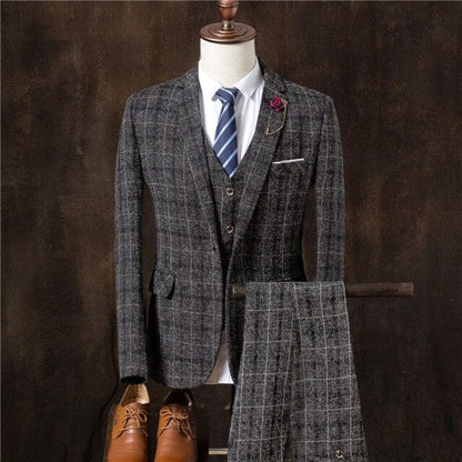 Plaid Men Suits 3 Pieces Business Formal Slim Fit Suits Wedding Prom Suits Designer Groom Dress Blazers Jacket Pants Vest