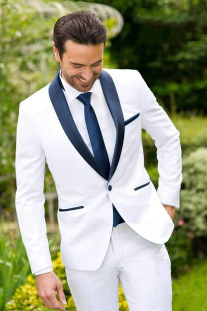 Newest Groomsmen Shiny Silver Grey Groom Tuxedos Peak Lapel Men Suits Wedding/Prom Best Man Blazer ( Jacket+Pants+Tie )