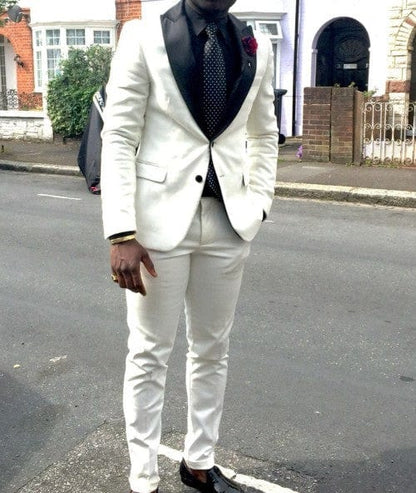 Newest Groomsmen Shiny Silver Grey Groom Tuxedos Peak Lapel Men Suits Wedding/Prom Best Man Blazer ( Jacket+Pants+Tie )