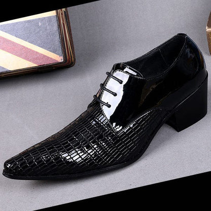 Trendy New Fashion Men's Leather Breathable Business Casual Leather Shoes Pointed Toe Retro Crocodile Pattern Leather Shoes